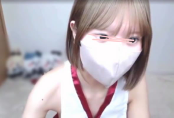 4/13時点でまだ見れた超神エロ動画！ショートの髪型がめちゃ似合う可愛い女の子♪さらに関西弁がめちゃ可愛い！エロくて可愛い最高のパイパン娘オナライブ｜S級神ライブオナニー