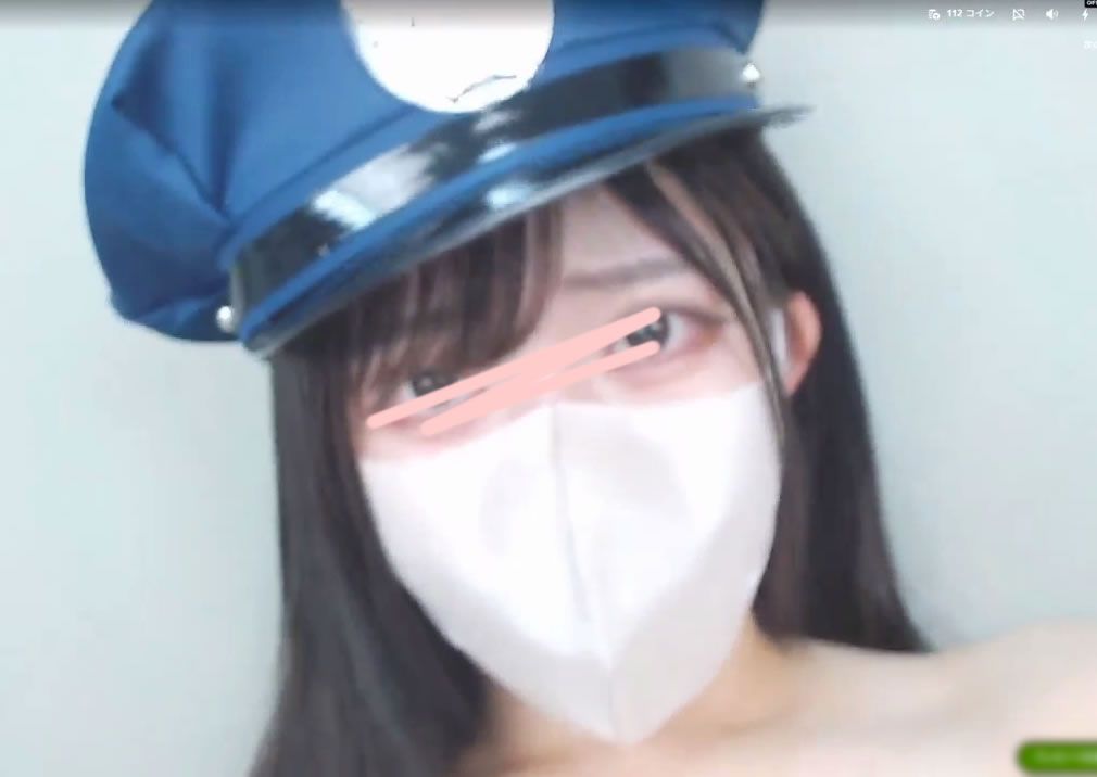 マンチラ穴チラ有。綺麗な顔の巨乳ミニスカポリスさんが透明ディルドでマンズリオナニー！ディルドでワレメを擦る際にエッチなワレメがチラッ♪｜可愛いライブチャット美人さん